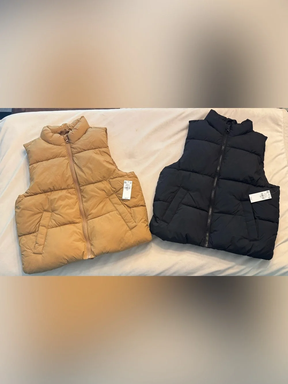 NWT! Old Navy Kids Puffer Vests, lot of 2, sz M(8)